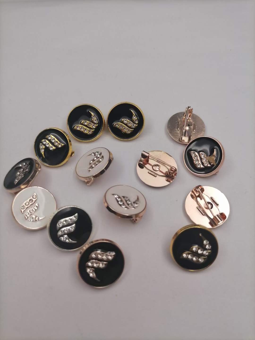 ring enamel round pins for abaya in uae